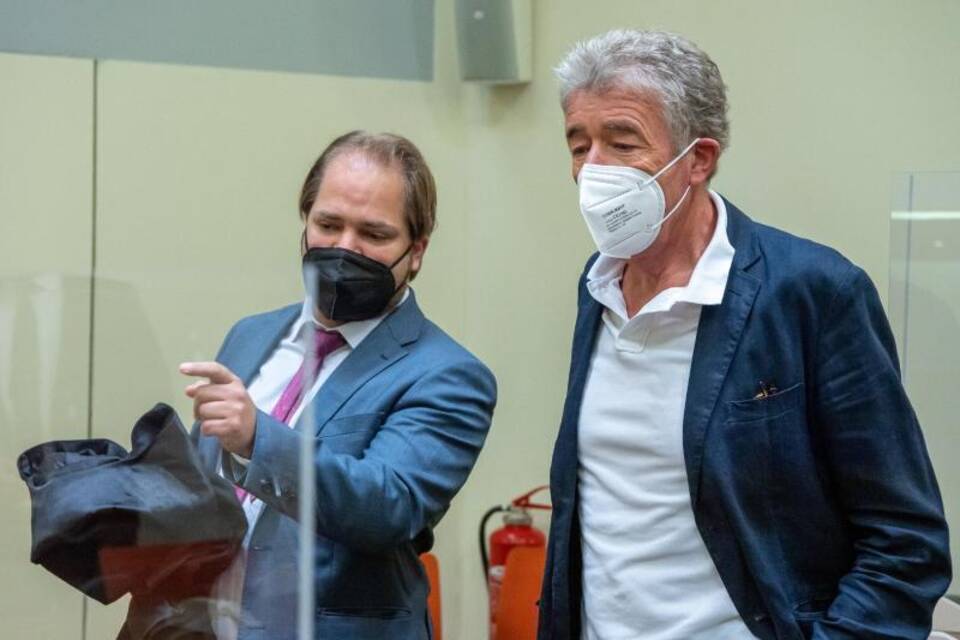 Thomas Pekny vor Gericht Thomas Pekny vor Gericht