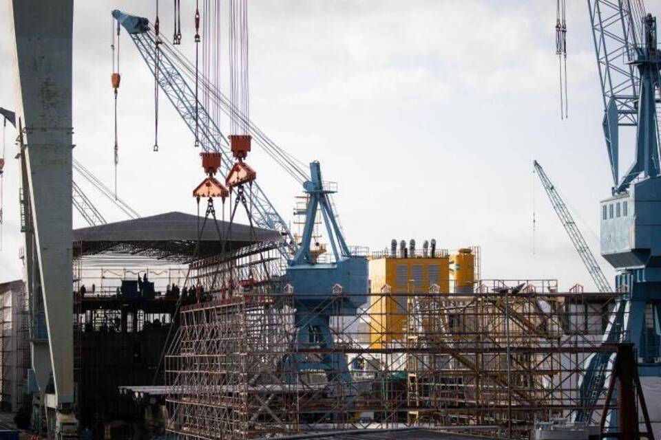 Pella Sietas Werft in Hamburg Pella Sietas Werft in Hamburg