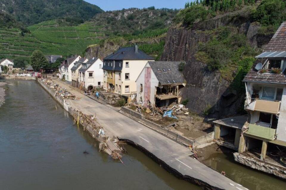 Flutkatastrophe Rheinland Pfalz - Mayschoß