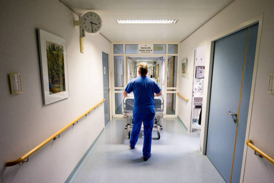 Rivalen im Kampf um reisende Patienten