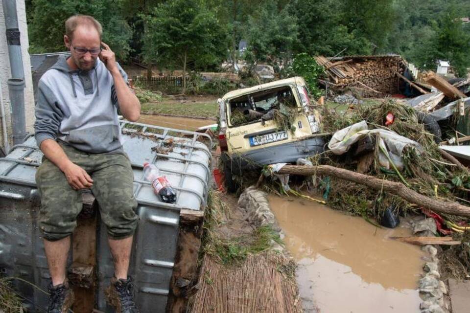 Zwei Wochen nach dem Hochwasser im Ahrtal Zwei Wochen nach dem Hochwasser im Ahrtal