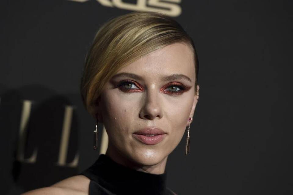 Scarlett Johansson Scarlett Johansson