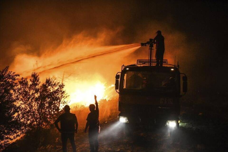 Hohe Flammen