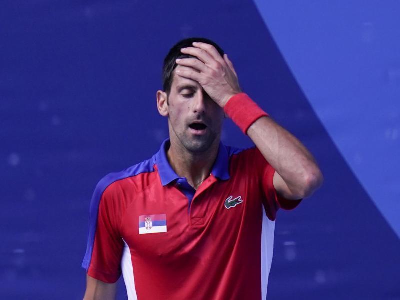 Olympia: Nach Pleite gegen Zverev: Djokovic verspielt auch ...