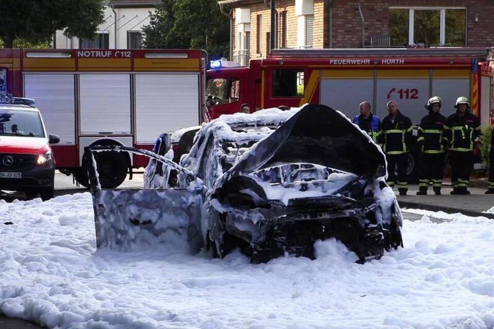 Verletzte bei Auto-Explosion