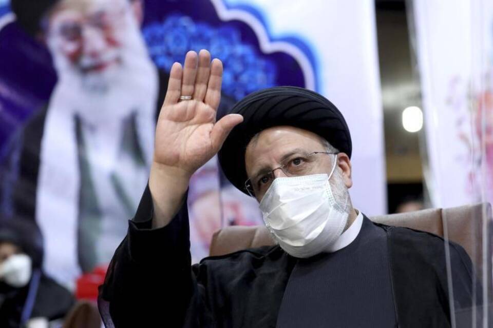 Raisi wird Irans neuer Staatspräsident Raisi wird Irans neuer Staatspräsident