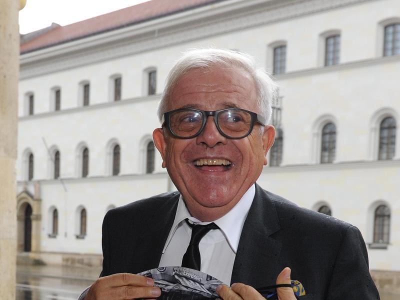 SocietyReporter Michael Graeter «Das süße Leben wurde stillgelegt