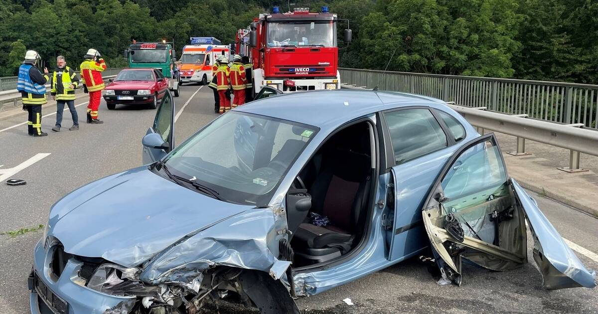 b292 b37 schwerer unfall am mosbacher kreuz mosbach rnz