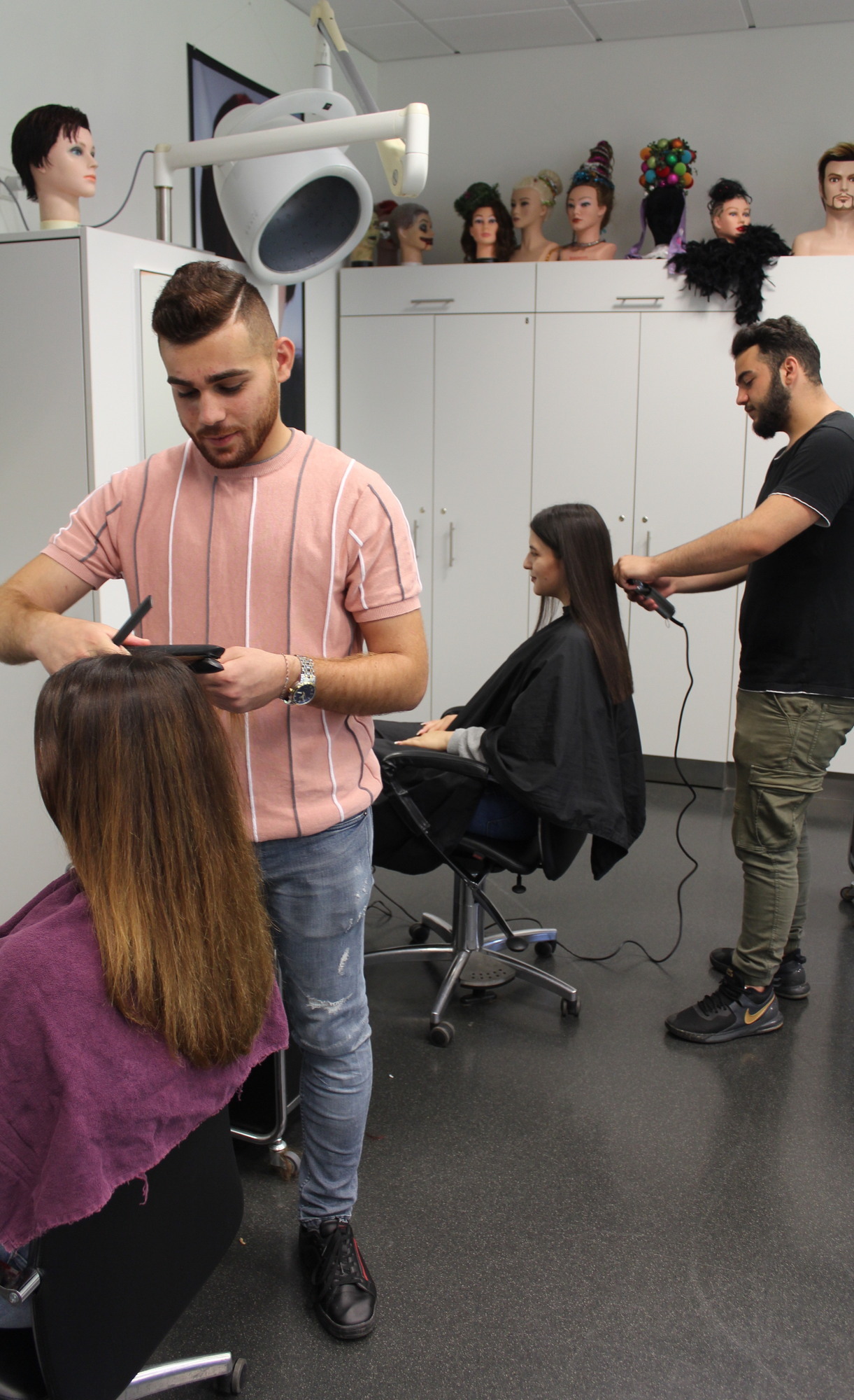 RheinNeckar Friseurausbildung an Berufsschulen ist aktuell nicht gefährdet Nachrichten aus
