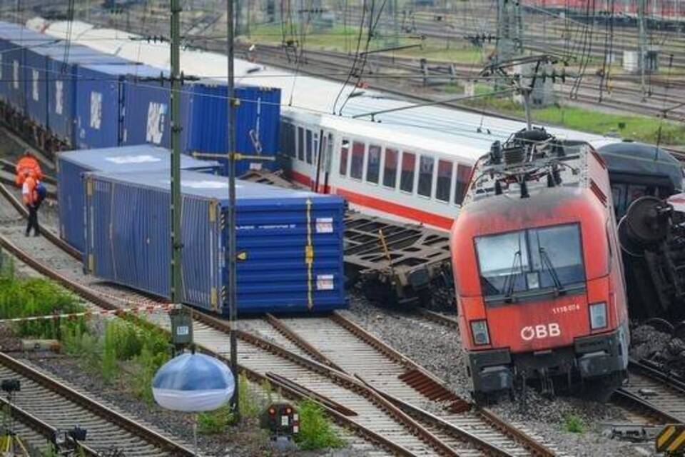 Fahrplanänderungen der Bahn nach dem Mannheimer Zugunglück - Mannheim ...