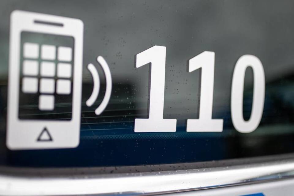 Polizeinotruf 110 Polizeinotruf 110