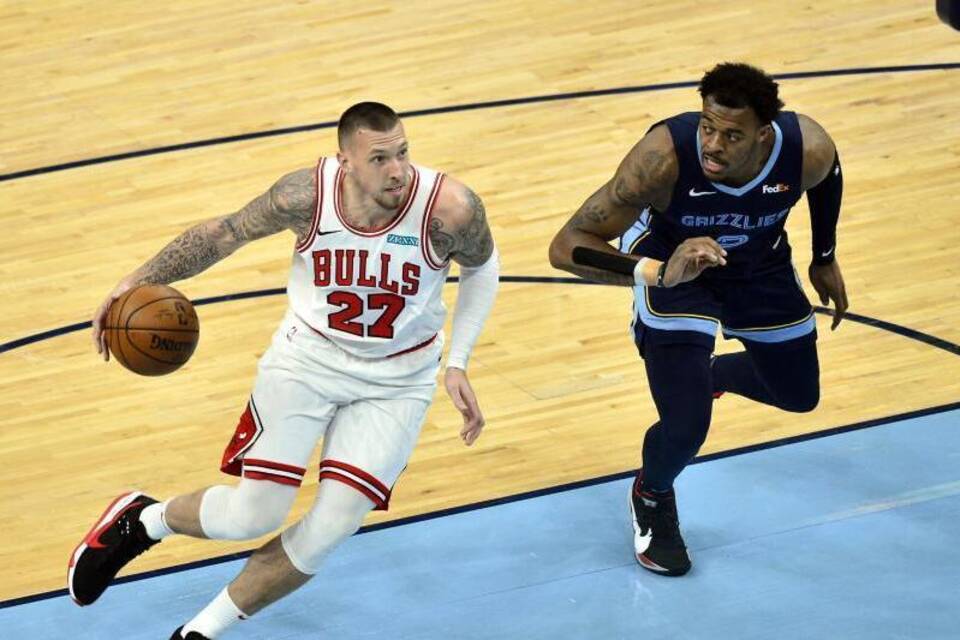 Daniel Theis Daniel Theis
