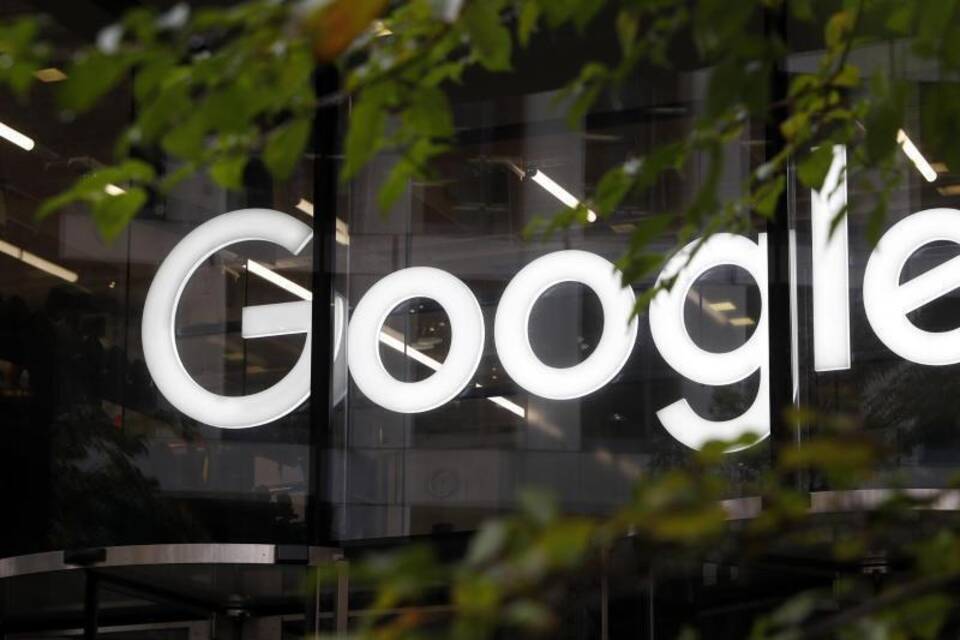 Online-Aktivität kurbelt Googles Geschäft an Online-Aktivität kurbelt Googles Geschäft an
