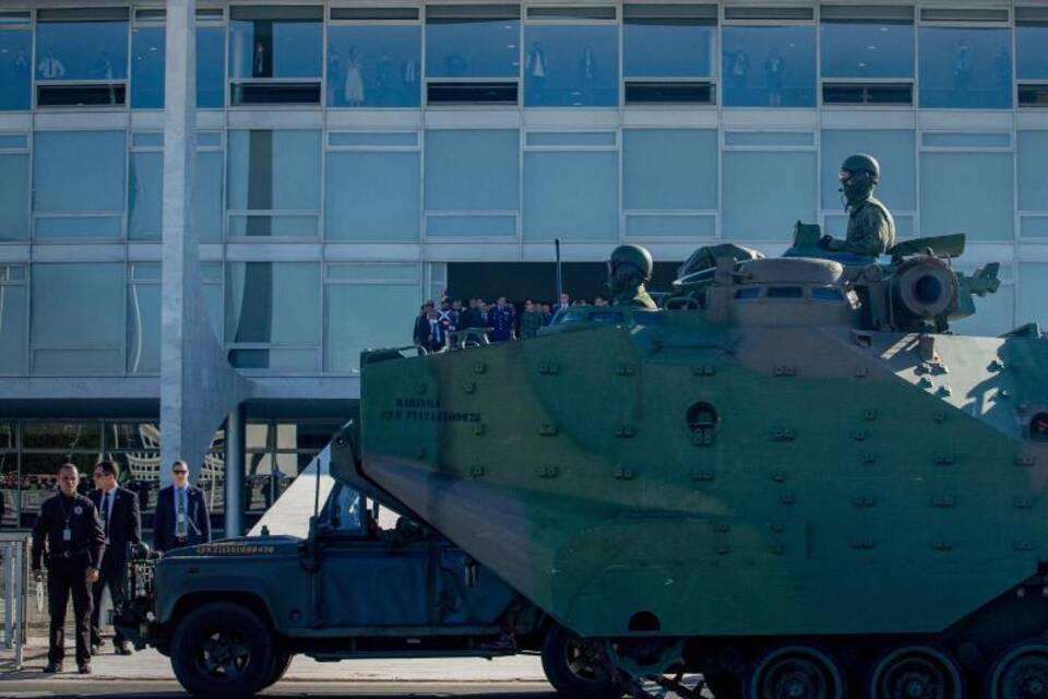 Militäraufgebot in Brasilia Militäraufgebot in Brasilia
