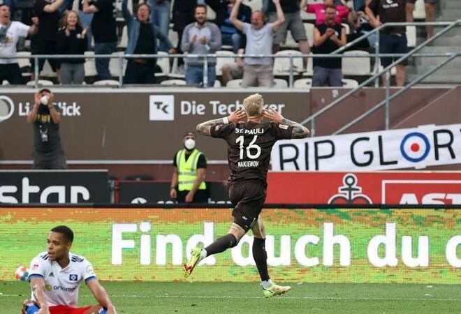 2. Liga: St. Pauli bleibt nach Sieg gegen HSV Stadtmeister ...
