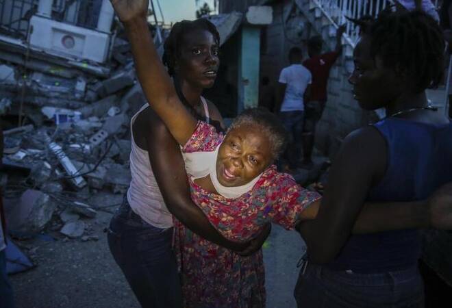 Erdbeben: Mehr als 300 Tote bei Erdbeben in Haiti - Archiv ...