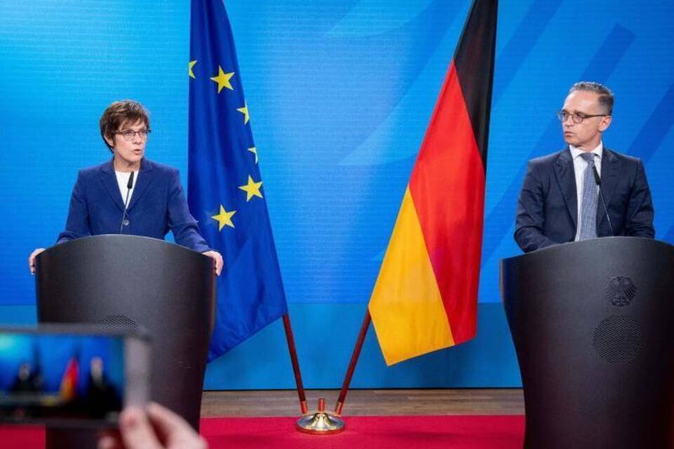Kramp-Karrenbauer und Maas Kramp-Karrenbauer und Maas