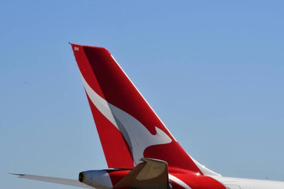 Qantas Qantas