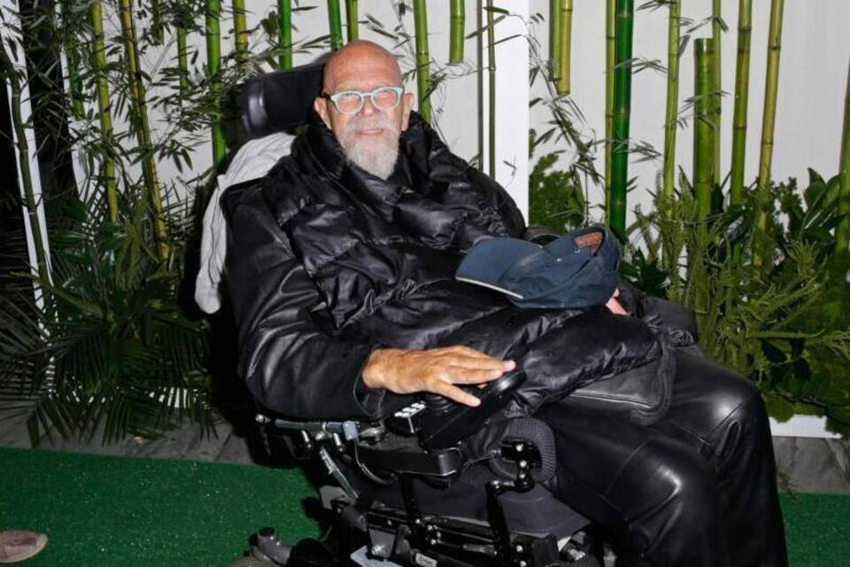 Chuck Close Chuck Close