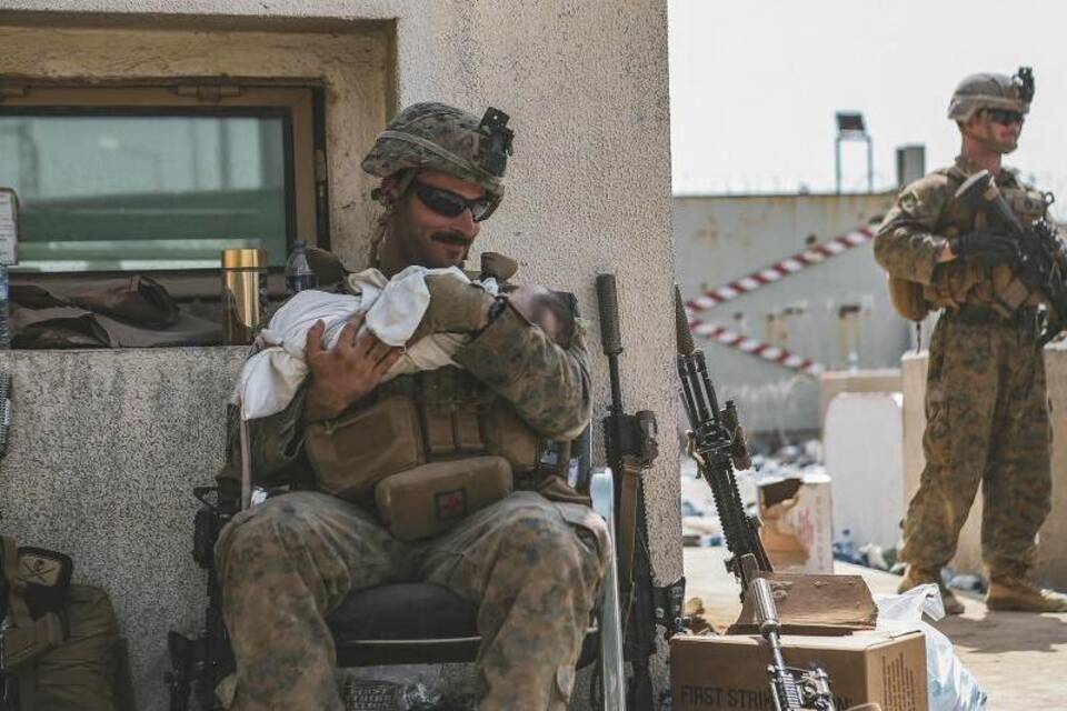 Konflikt in Afghanistan - gerettete Babys