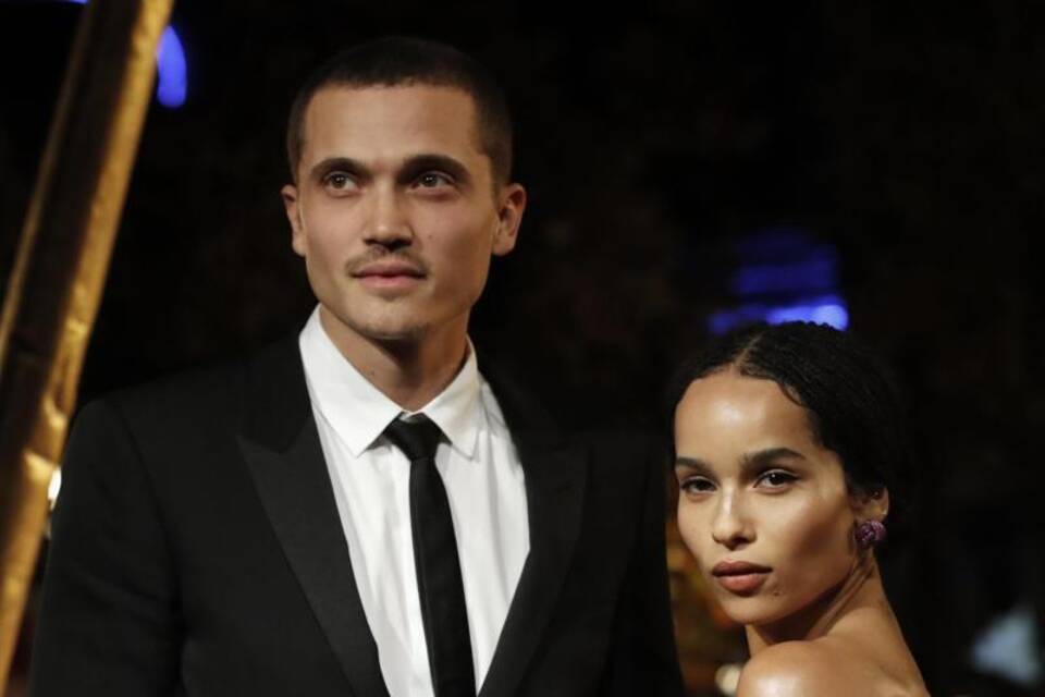 Zoë Kravitz + Karl Glusman