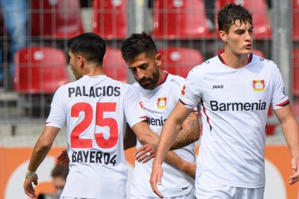 FC Augsburg - Bayer Leverkusen FC Augsburg - Bayer Leverkusen