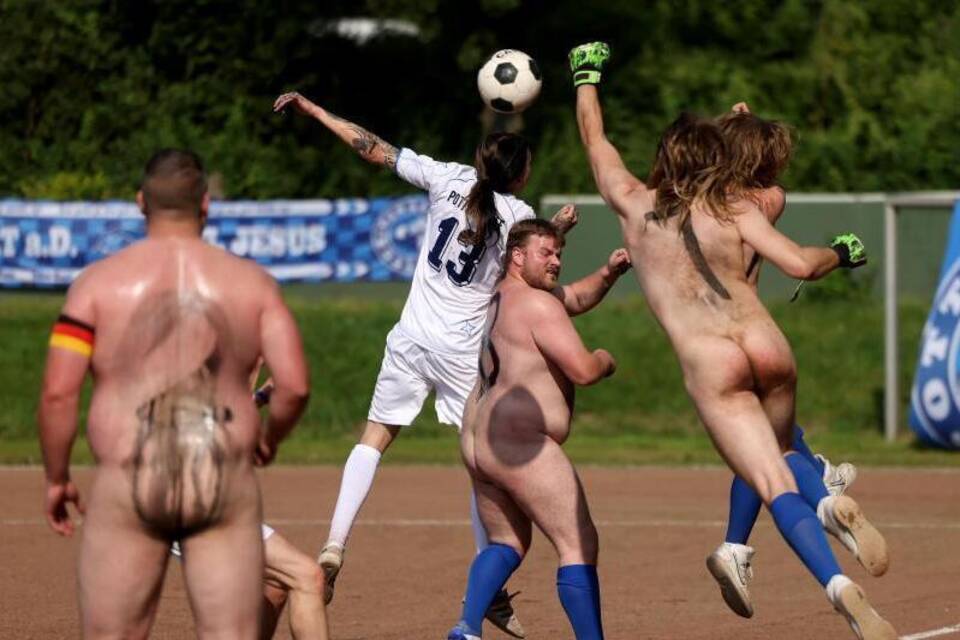 Fußball-NACKTionalmannschaft Fußball-NACKTionalmannschaft