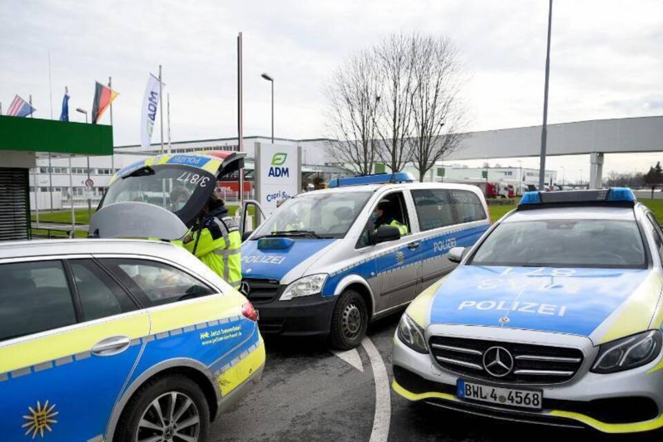 Mutmaßlicher Paketbomber kommt vor Gericht Mutmaßlicher Paketbomber kommt vor Gericht