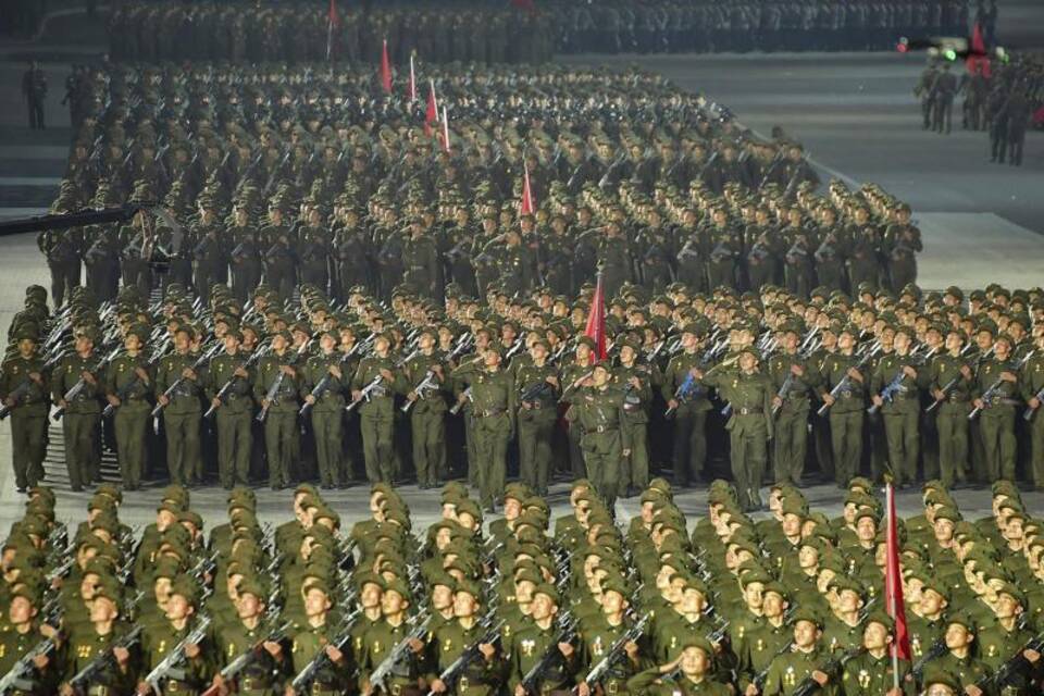 Militärparade Militärparade