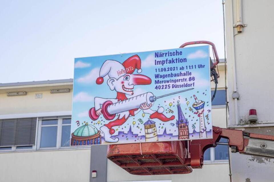 Impf-Aktion von Karnevalisten Impf-Aktion von Karnevalisten