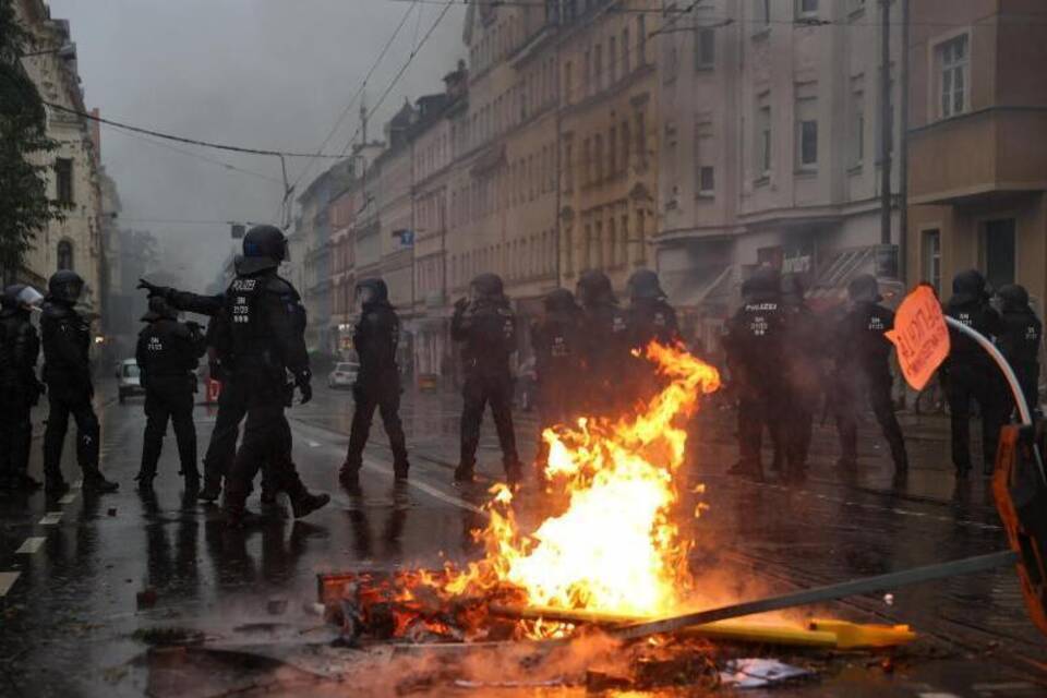 "Wir sind alle LinX"-Demo in Leipzig