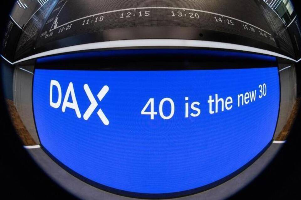 Dax 40 startet an der Börse