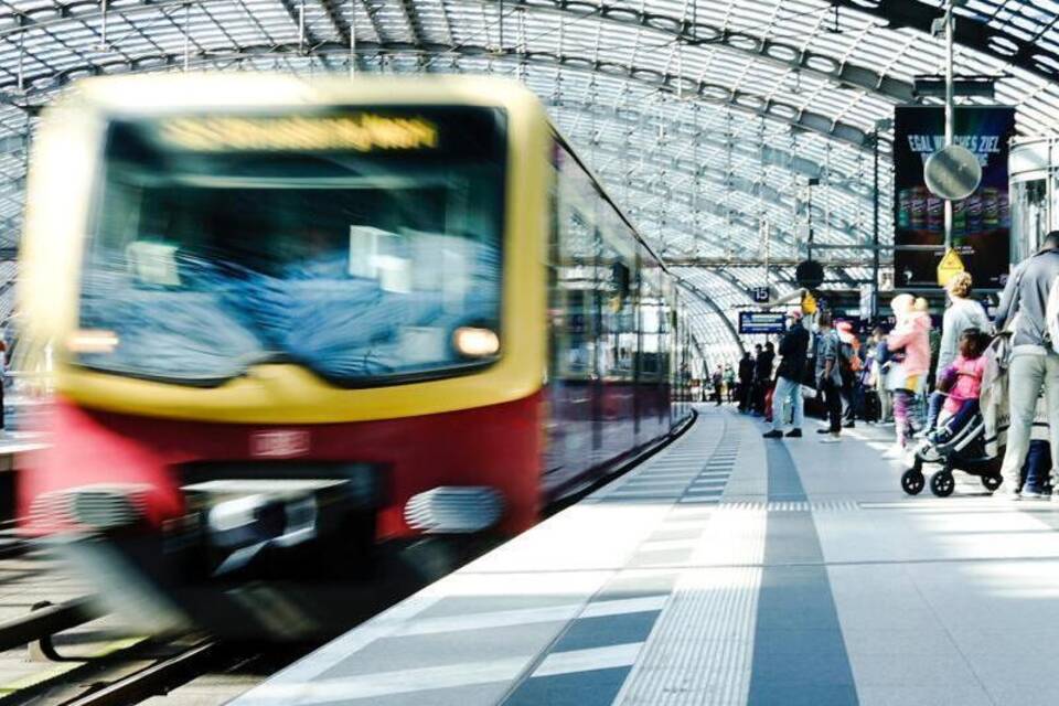 Bahnverkehr Bahnverkehr