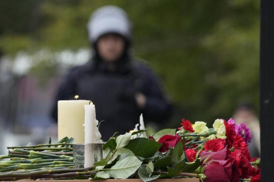 Nach einem Amoklauf an einer Universität in Russland