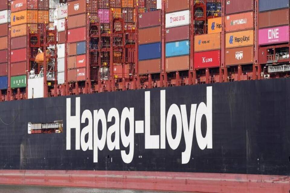 Hapag-Lloyd Containerschiff "Brussels Express"