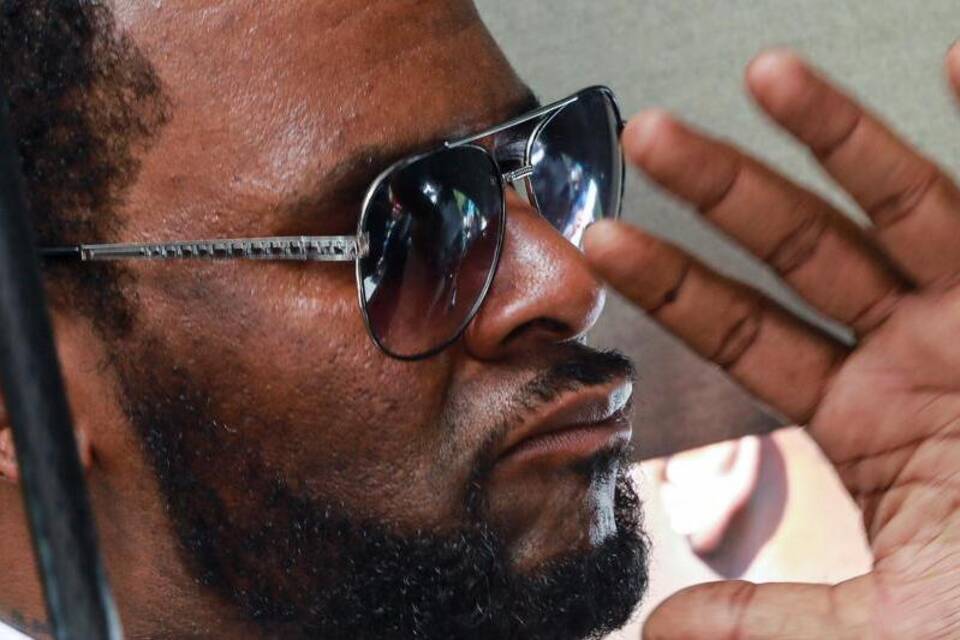 R. Kelly R. Kelly