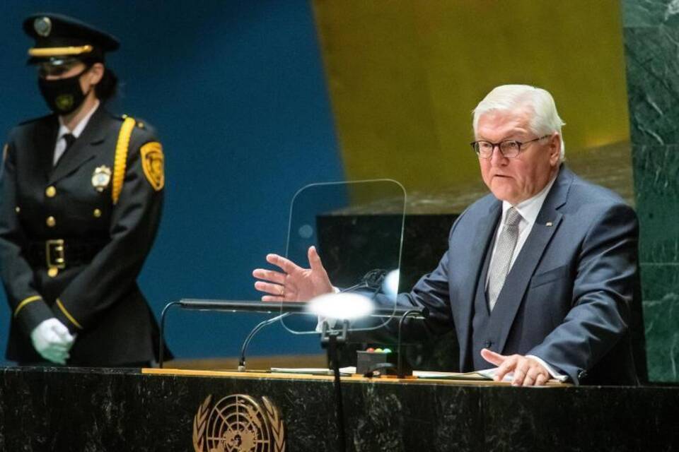 Frank-Walter Steinmeier Frank-Walter Steinmeier