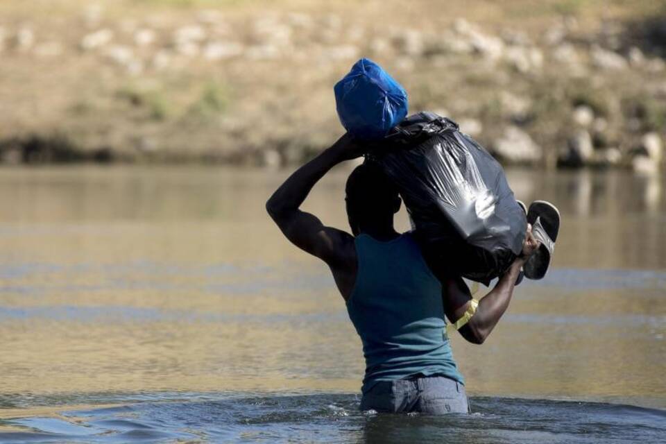 Migration an der Grenze zwischen Mexiko und USA