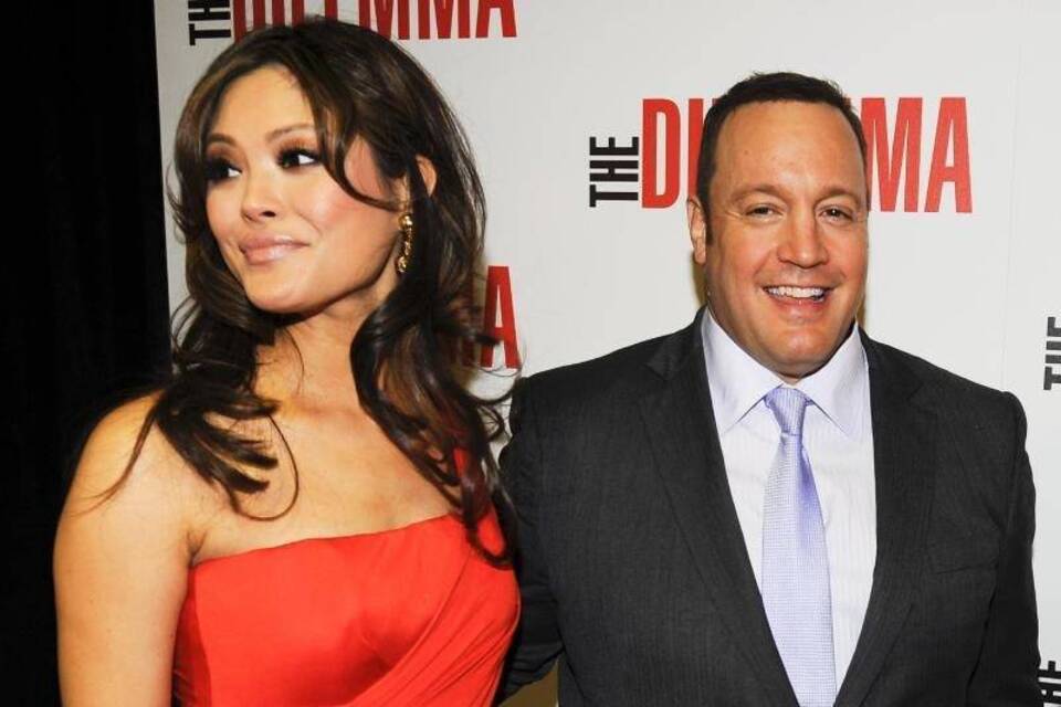 Kevin James & Steffiana de la Cruz