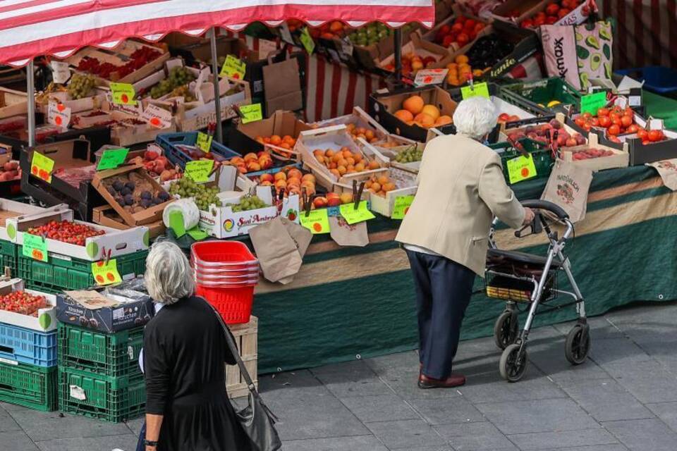 Wie leben ältere Menschen in Deutschland?