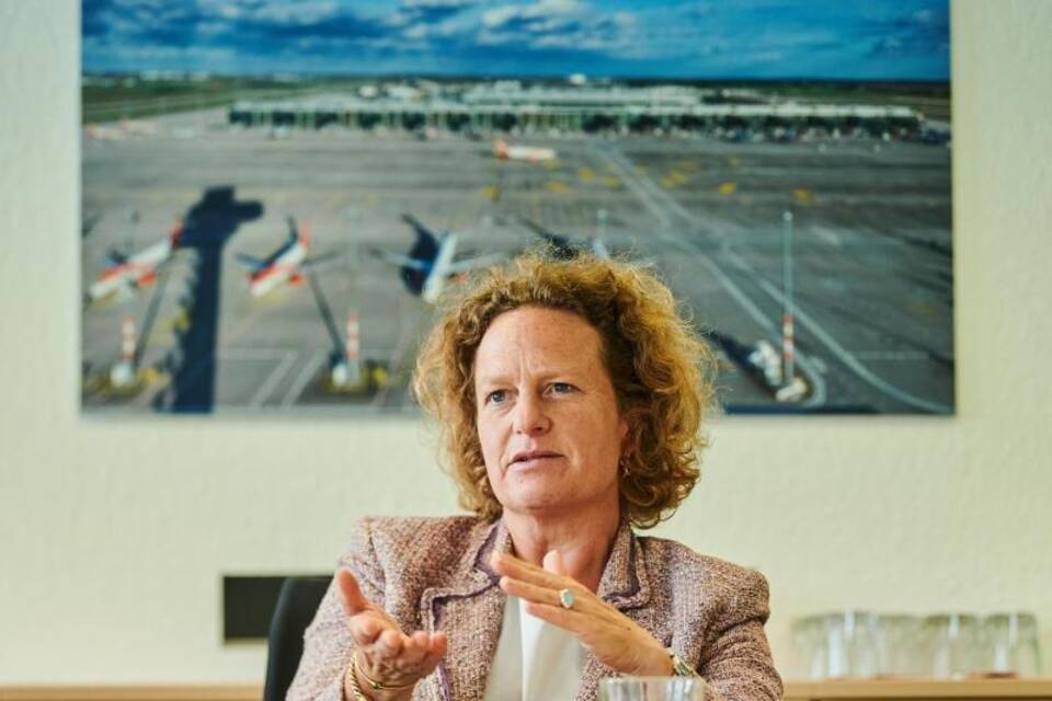 Flughafen-Chefin Aletta von Massenbach Flughafen-Chefin Aletta von Massenbach