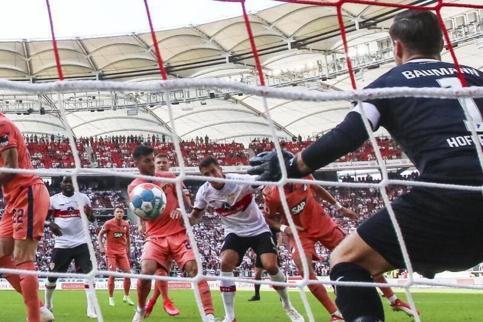VfB Stuttgart - TSG 1899 Hoffenheim VfB Stuttgart - TSG 1899 Hoffenheim