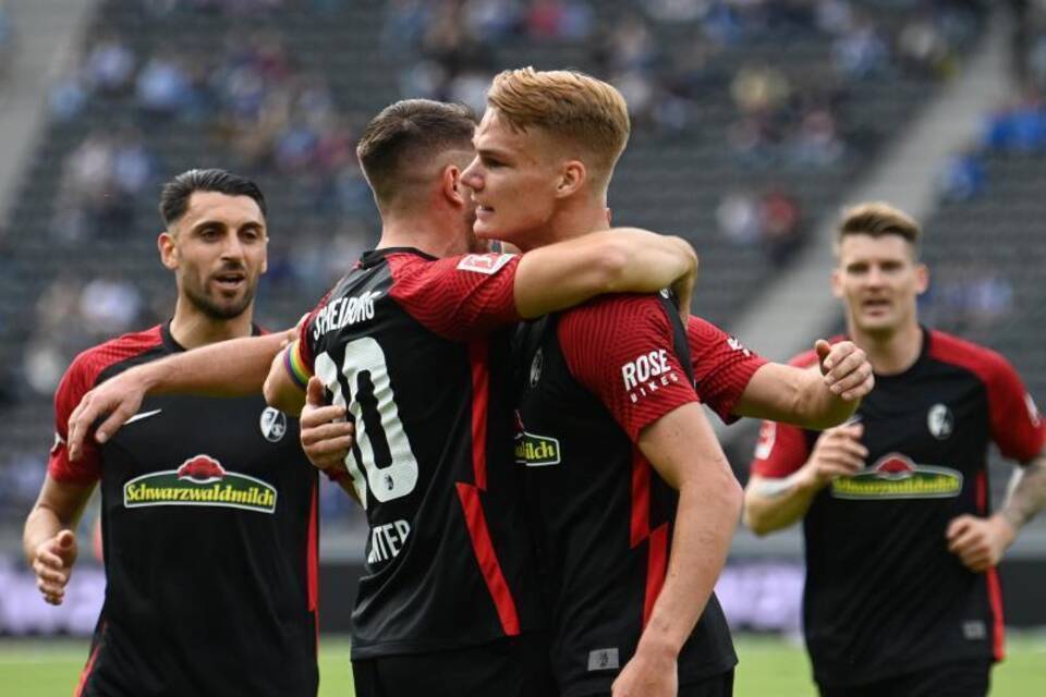 Hertha BSC - SC Freiburg Hertha BSC - SC Freiburg