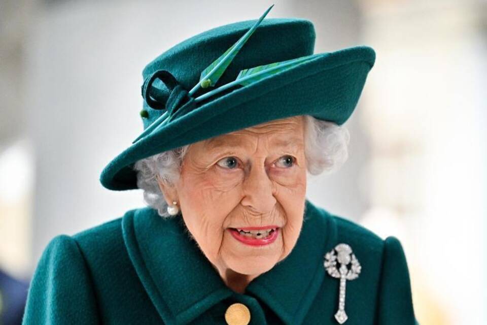 Queen Elizabeth II. Queen Elizabeth II.