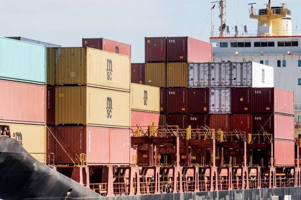 Containerschiff Containerschiff