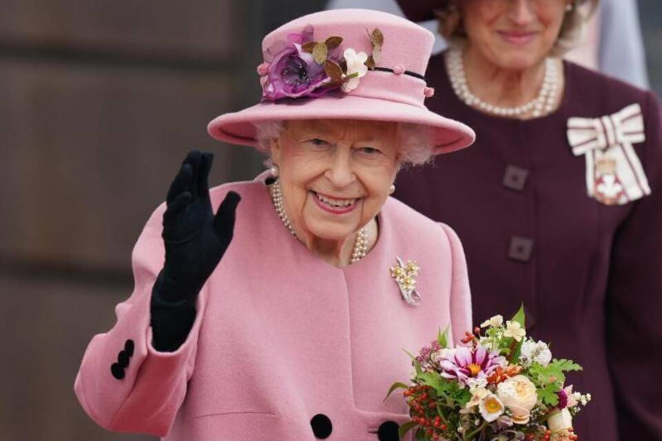 Queen Elizabeth II. Queen Elizabeth II.