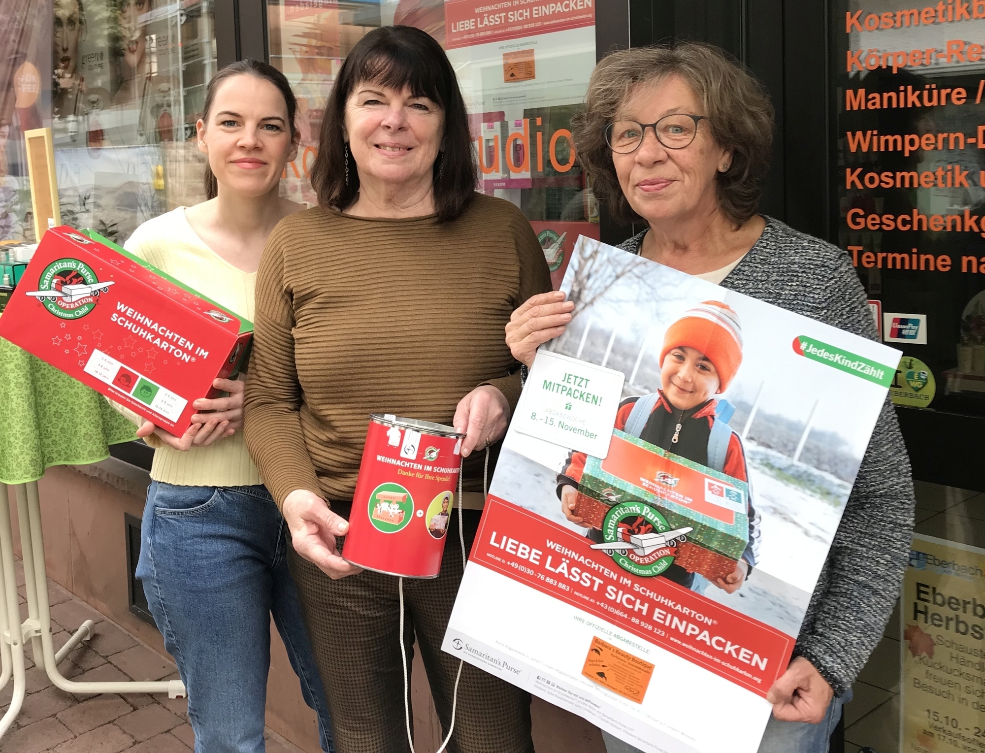 Weihnachten Im Schuhkarton Eberbacher Packchen Soll Kinderaugen Zum Leuchten Bringen Eberbach Rnz