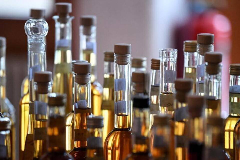 Alkohol-Vergiftung Alkohol-Vergiftung