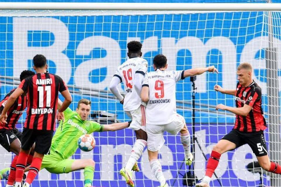 Bayer Leverkusen - Bayern München Bayer Leverkusen - Bayern München