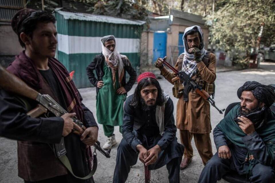 Kämpfer der Taliban in Kabul Kämpfer der Taliban in Kabul